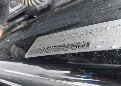 2010 Audi A8 L 4.2 z USA, uszkodzony, nr VIN WAURVAFA4AN007954